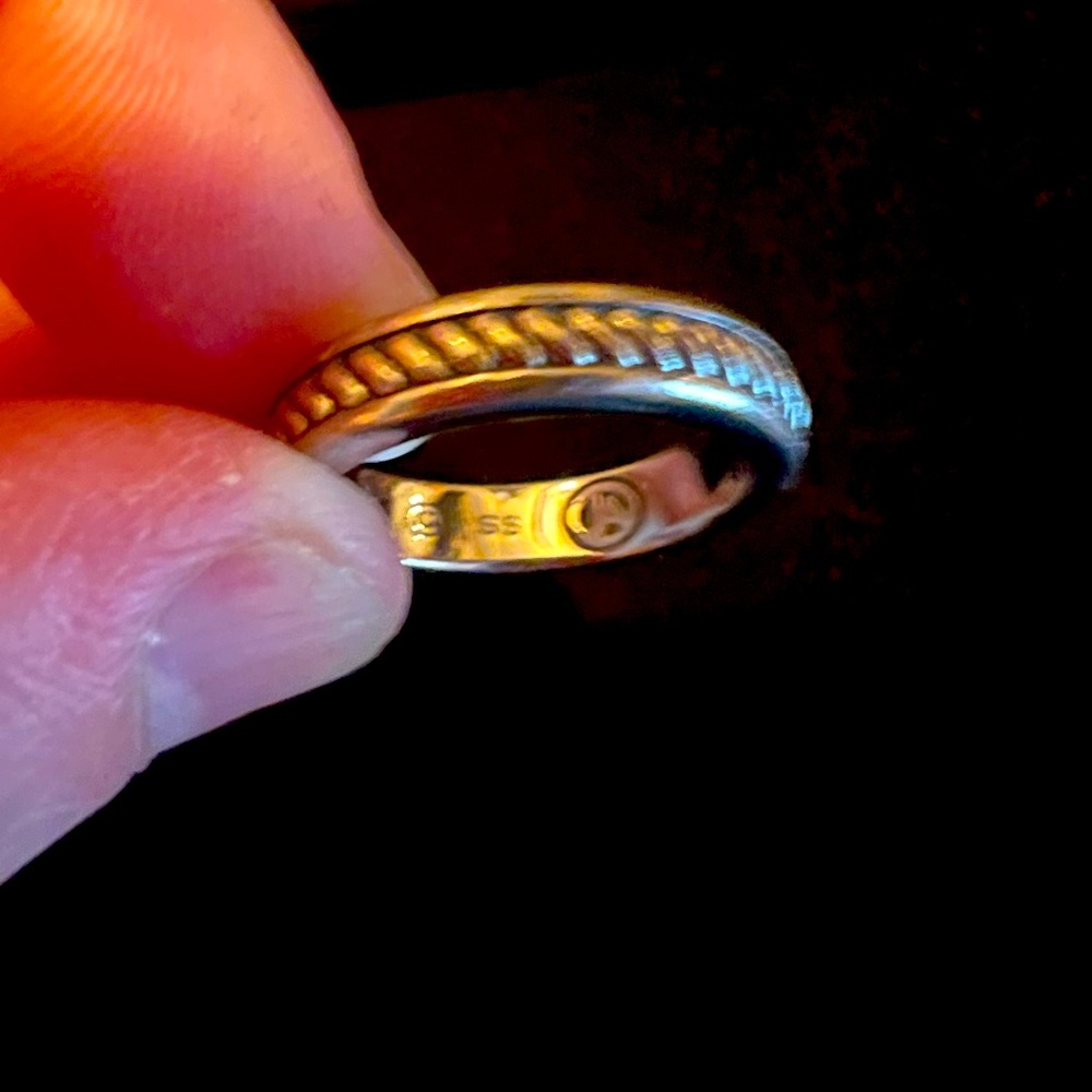 John Antencio | Cable Inset ring
